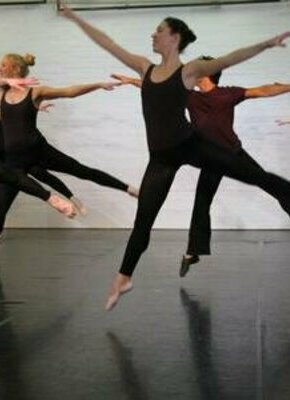 LOLA ROGGE SCHULE - AUFNAHMEPRÜFUNGEN FÜR DIE BERUFSAUSBILDUNG TANZPÄDAGOGIK