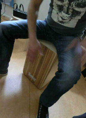 Cajon - Drum in a box