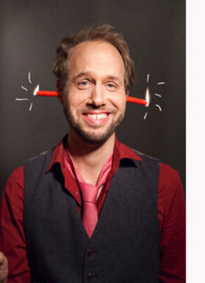 Bild von SEBASTIAN NITSCH  Frohes Fest und fix und fertig! Katastrophen-Kabarett mit Gratiskeks
