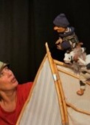 Bild von Bauer Enno und seine Kuh Afrika