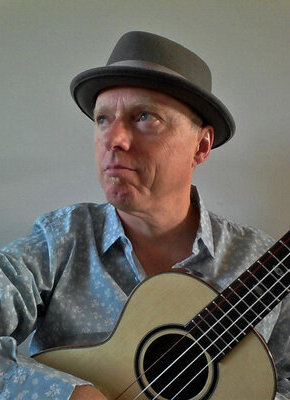 Bild von SAITEN-WIND - Die Ukulele