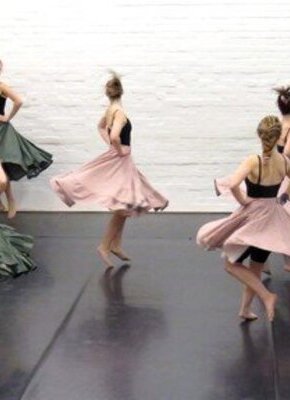 Bild von LOLA ROGGE SCHULE: Einblick hinter die Kulissen