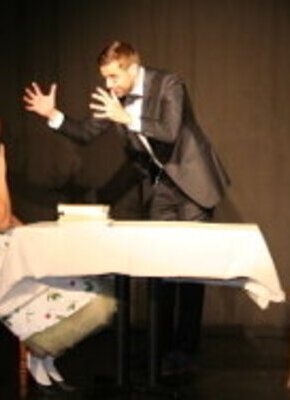 Bild von Die Unterrichtsstunde – Theater Platz Frei