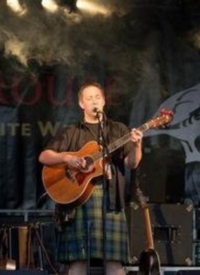 Bild von Andrew Gordon: Traditional Scottish Folk und zeitgenössische schottische Lieder