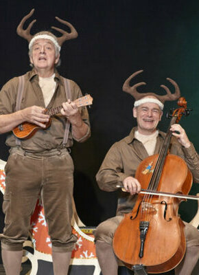 Bild von Alle Jahre wieder - Zwei Rentiere singen Weihnachtslieder