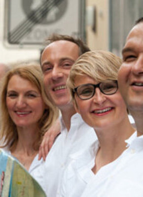 Bild von Die Spieler: Flohmarktshow