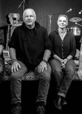 Bild von House On A Hill