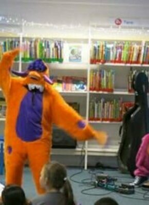 Bild von Kindertheater " Wir sind alle Spinner"