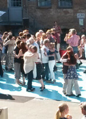 Bild von MILONGA TANGO ARGENTINO | TANZ DEN HOF!