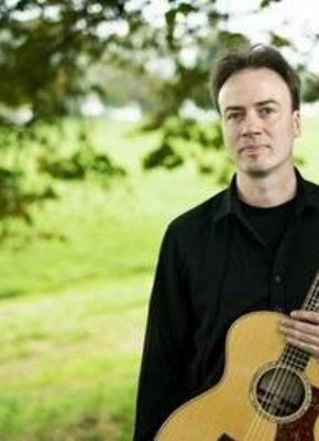 Bild von Markus Segschneider - "Hands at work" | Solo Guitar