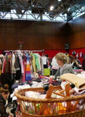 Bild von Bobbycar & Kidsklamotte | Indoormarkt rund ums Kind