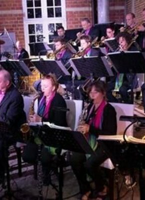 Bild von Verschoben auf unbestimmte Zeit!!!Big Band Champagne