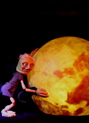 Bild von Figurentheater Cyanacrylat spielt "PETUNIA"