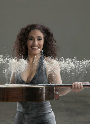 Bild von World Wide Wo+men in Concert – # 4 Badi Assad (BRA)