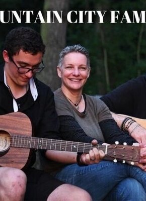 Bild von Mountain City Family
