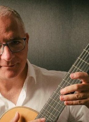 Bild von Vito Nicola Paradiso bei den Hamburger Gitarrentagen