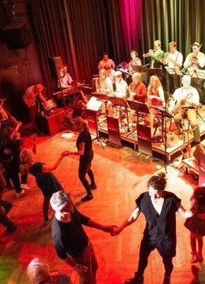 Bild von Shiny's Ballroom - LOLA Swingt!