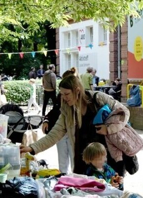 Bild von Sommerfest mit Flohmarkt