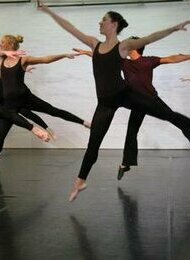 LOLA ROGGE SCHULE - AUFNAHMEPRÜFUNGEN FÜR DIE BERUFSAUSBILDUNG TANZPÄDAGOGIK