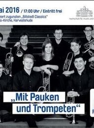 Mit Pauken und Trompeten