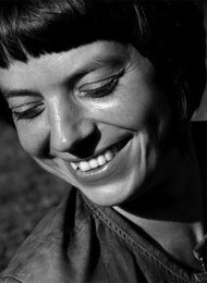 Lachen ohne Grund und Komma - Kunst und Kraft des heilsamen Lachens