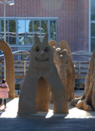 Bauen mit Lehm für Groß und Klein mit Bunte Kuh e.V.