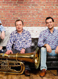 Hamburg Klezmer Band – Jiddische Musik, traditionell und modern – Konzert mit Livemalerei von Pavel Ehrlich