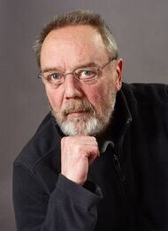 Hermann Teiner zur Benefiz - Lesung im Ledigenheim