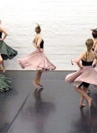 LOLA ROGGE SCHULE: Einblick hinter die Kulissen
