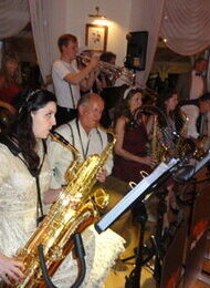 LOLA swingt! Big Band Dance Night