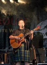 Andrew Gordon: Traditional Scottish Folk und zeitgenössische schottische Lieder