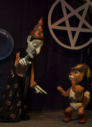 Marionettentheater: Der gestiefelte Kater