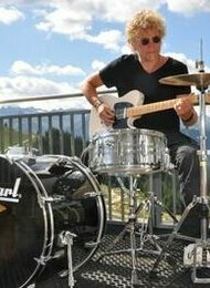 KinderTheater: Mirkos Liederbande OneManBand