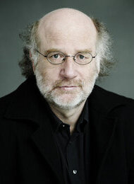 Frank Schulz mit "Anmut und Feigheit" zur Benefiz - Lesung im Ledigenheim