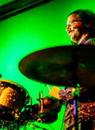 backstage music ab 5 Jahren