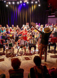 Musik der 17 Hippies