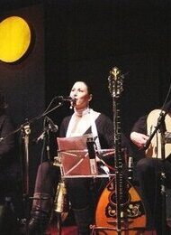 Gastspiel aus Griechenland:META TI FOURTOUNA (Nach dem Sturm)