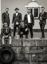 Baby Love & The Van Dangos