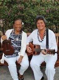 LEI'OHU RYDER UND MAYDEEN IAO: ALOHA HAWAII