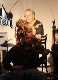 Lexi's Jam Session - Join the moment!