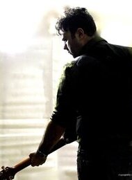 Paul ?The Touch? Eastham | Singer-Songwriter mit Gitarren und Klavier-Sounds