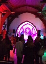 Dielensound Festival 2019 / Tag 1: Tom Ende (Indie Rock) / Ice cream for crow (Electronica / Soul) / Rebecca Lou (Punk)