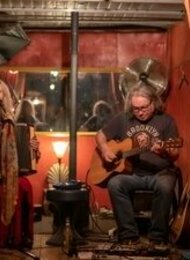 Zauberhafte Welt der Tiere | Osteuropa-Holzhacker-Folk & feine und unfeine Lieder