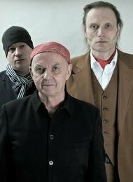 Ralf Junker UND – Singwriter-Rocktrio aus Hamburg