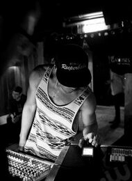 Beats & Burger*