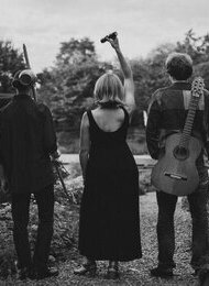 Kamasol | Latin Folk