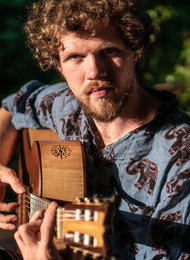 Hamburger Gitarrentage / ‚Neue Szene‘ mit European Guitar Award-Gewinner Christian Zack