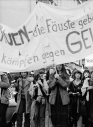 Filmvorführung + Diskussion: Juli 76 – Das Private ist politisch