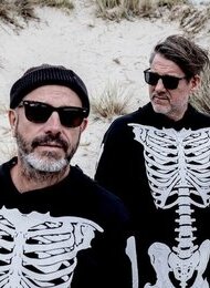 PLEWKA & SCHMEDTJE - "Between The Lights"